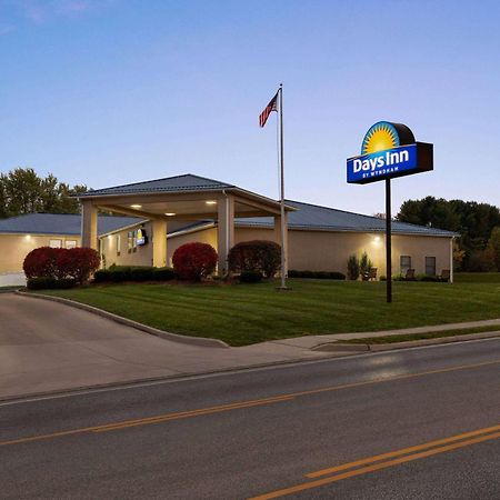 Days Inn By Wyndham Hillsboro Экстерьер фото